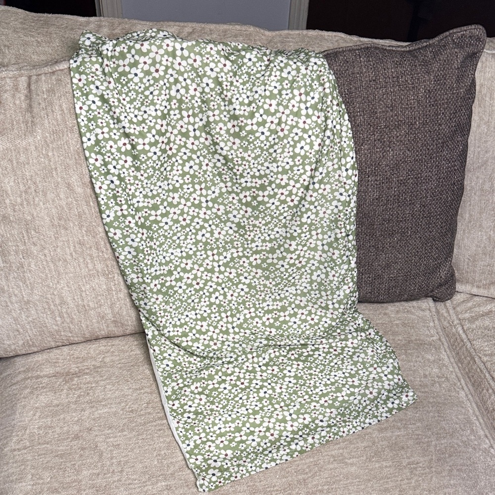 Green Floral Print long maxi skirt with slit size L